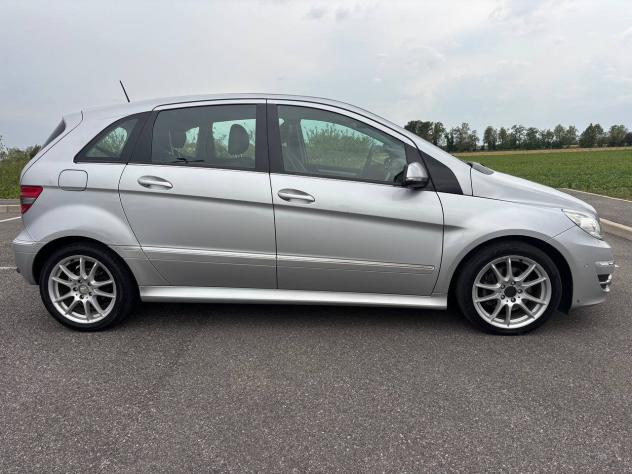 Mercedes-Benz Classe B NEOP. 2.0 Diesel 109cv - Foto 4