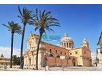 LOCALE COMMERCIALE A REDDITO