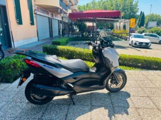 YAMAHA X-MAX 300 TUTTO INCLUSO ANCHE PASSAGGIO! MINI RATE rif. 23855065
