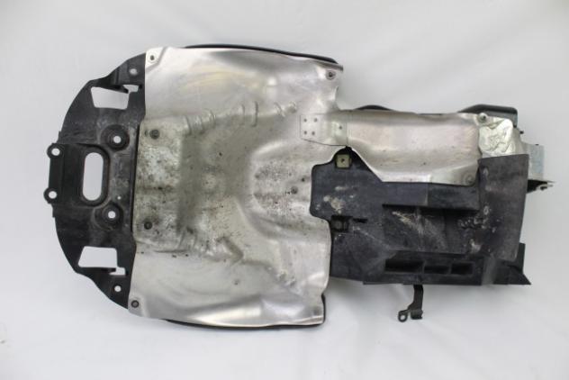 HONDA VFR 800 80140MCWD01 PARAFANGO POSTERIORE RC46 02 - 06 REAR FENDER - Foto 3