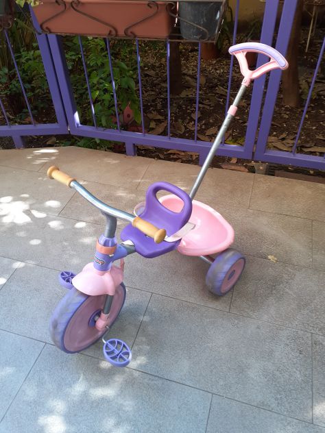TRICICLO  BAMBINA MARCA BIEMME