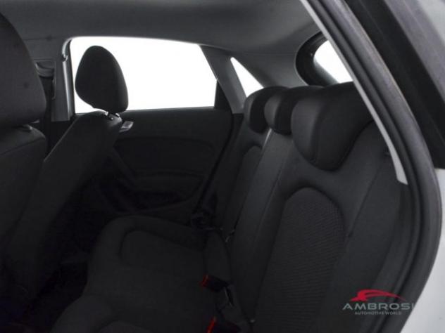 AUDI A1 Sportback 1.6 TDI 116 CV Metal plus rif. 23898832 - Foto 10
