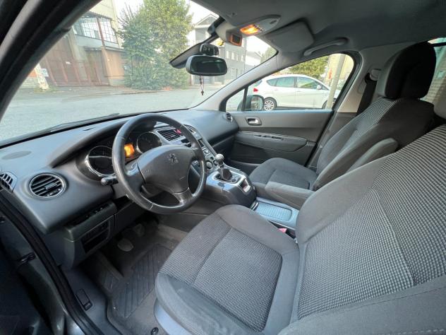 Peugeot 5008 1.6 HDi 112CV Business - Foto 6