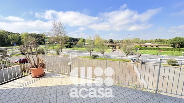 Bellissimo monolocale con servizio e terrazzi - Foto 8