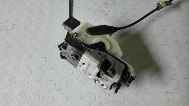 Chiusura centralizzata anteriore DX Peugeot 208 del 2016 - Foto 3