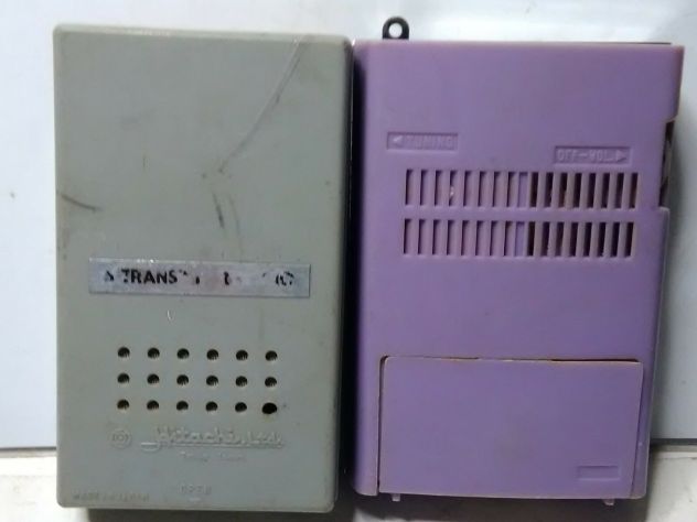 2 radio vintage an 1958 e 1960 in OM di marca HITACHI E SHARP - - Foto 3