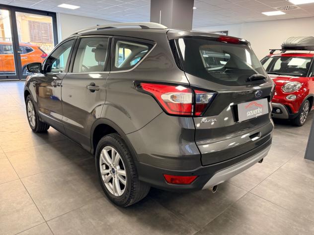 Ford Kuga 1.5 EcoBoost 120 CV S&S 2WD Business - Foto 4
