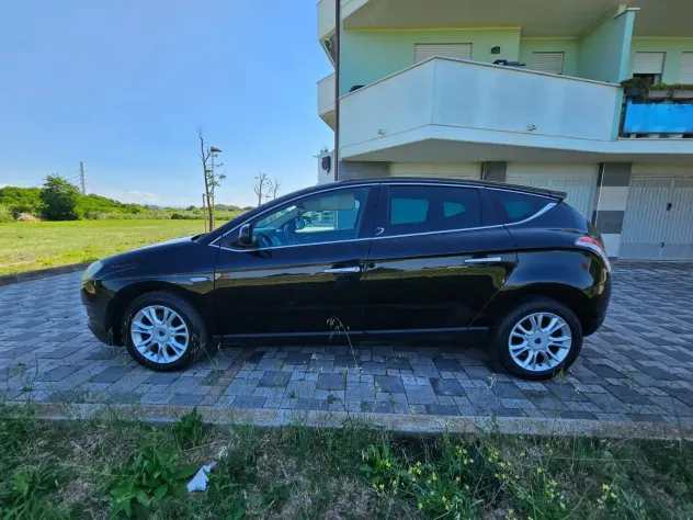 Lancia Delta III 2008 2.0 mjt Argento 165cv dpf - Foto 2
