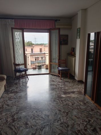 Ampio bilocale zona Spinea centro affittasi a ditte - Foto 2