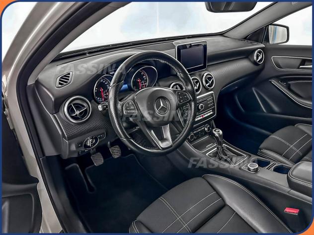Mercedes-Benz Classe A A 180 d Sport - Foto 9