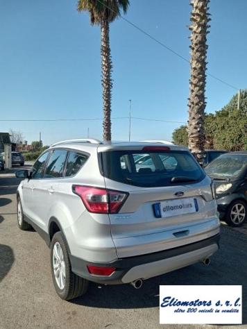 FORD - Kuga - 1.5 TDCI 120CV S&S 2WD P. Tit. Bus. - Foto 9