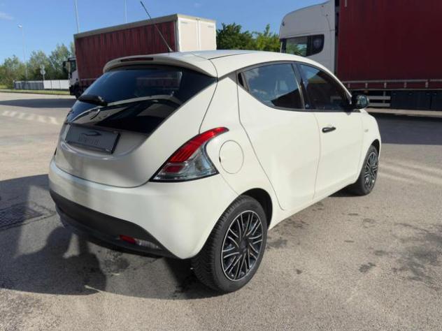 LANCIA Ypsilon 1.2 69 CV 5 porte Platinum rif. 23992034 - Foto 7