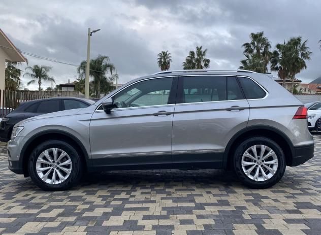 Volkswagen Tiguan Business 2.0 TDI 150CV DSG 4motion - Foto 8