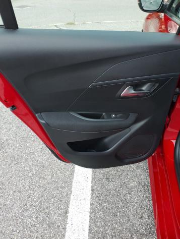 Peugeot 208 PureTech 75 Stop&Start 5 porte Active - Foto 9