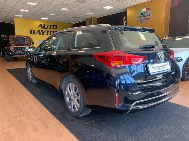 TOYOTA Auris Touring Sports 2.0 D-4D LOUNGE rif. 24069636 - Foto 4