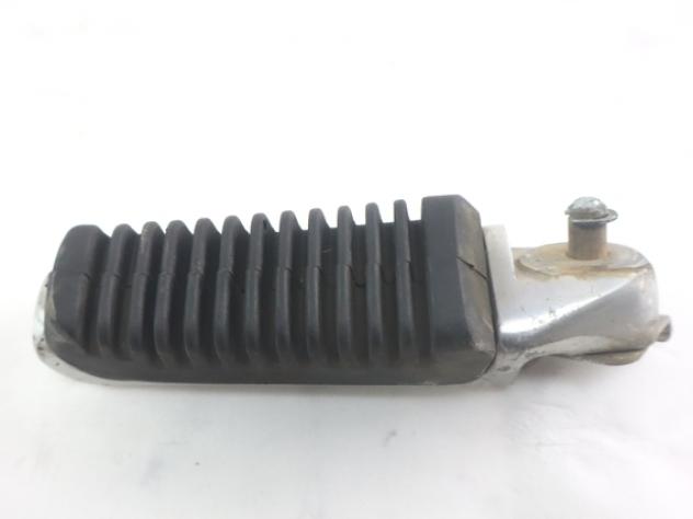 SUZUKI SIXTEEN UX 125 4370042F10000 PEDANA POSTERIORE SINISTRA 07 - 14 REAR LEFT FOOTREST