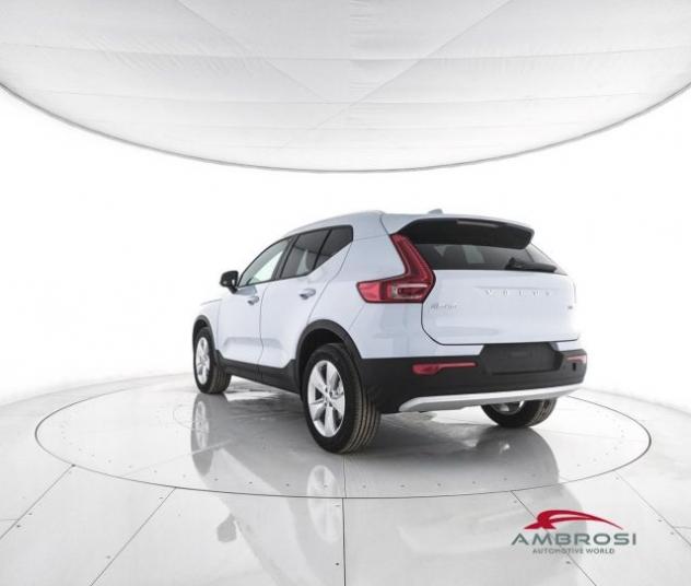VOLVO XC40 B3 Mild hybrid Benzina Essential rif. 23986877 - Foto 4