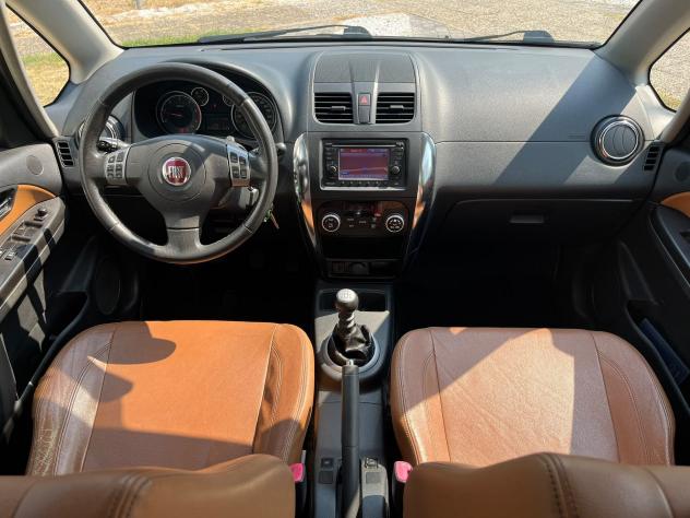 FIAT Sedici 2.0 MultiJet 16v 135cv DPF Emotion 4x4 - Foto 10