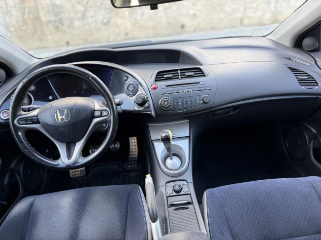 HONDA CIVIC 1.4 BENZINA CONSUMI BASSI VAB NEOPATENTATI TRATTABILI - Foto 6