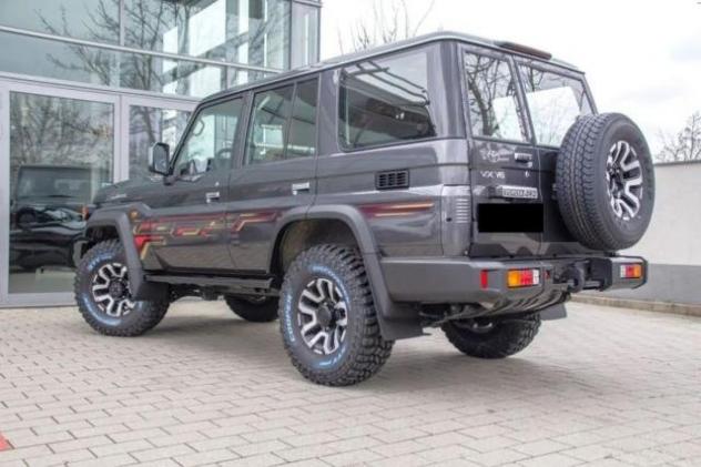 Toyota Land Cruiser GRJ 76 4.0 VX LIM '24 - Foto 4
