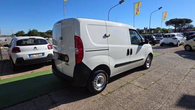 Fiat Doblo Dobl1.6 MJT 105CV S&S PC-TN Cargo Business - Foto 9