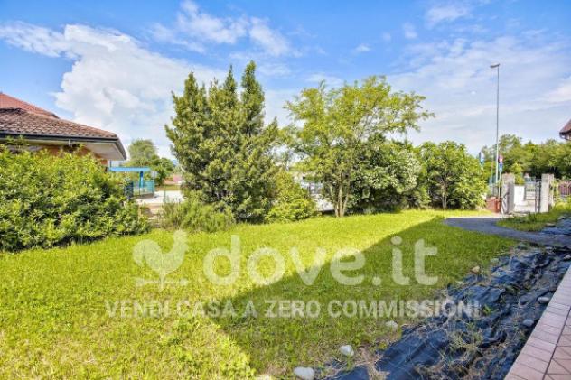 Villa di 250 m² con più di 5 locali e box auto doppio in vendita a Brebbia - Foto 7