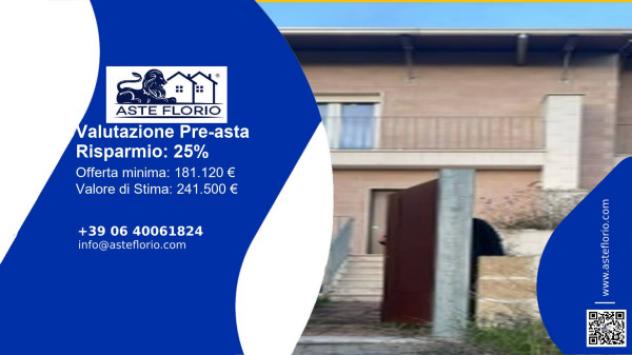 Immobile in asta di 179 m², box auto in vendita a Putignano