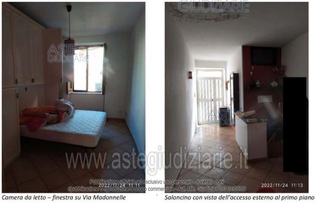 IMMOBILI-IMMOBILE RESIDENZIALE-Via Madonnelle n. 3 - frazione capitignano - Foto 3