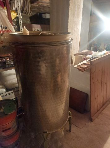 Attrezzatura per produzione vino- torchio, pigiadiraspatrice e contenitori - Foto 3