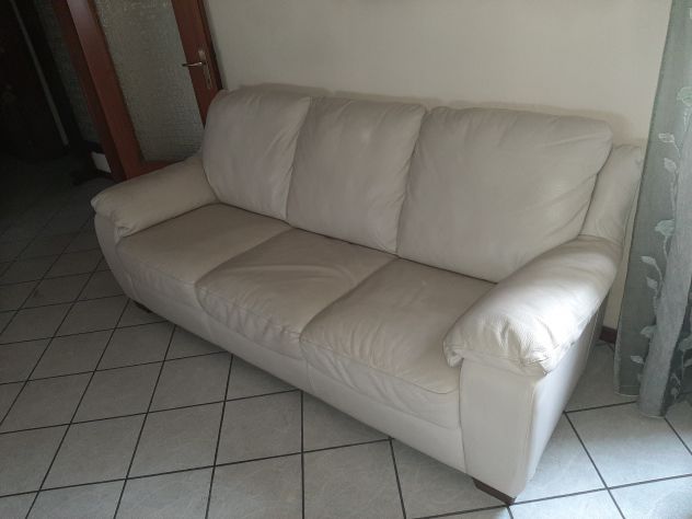 Divano di 3 posti in ecopelle usato ma in ottime condizioni - Foto 2