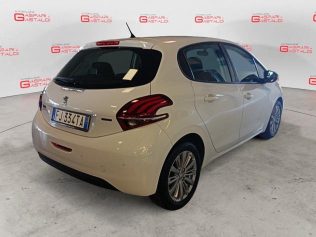 Peugeot 208 ALLURE PureTech 82cv GPL - Foto 3
