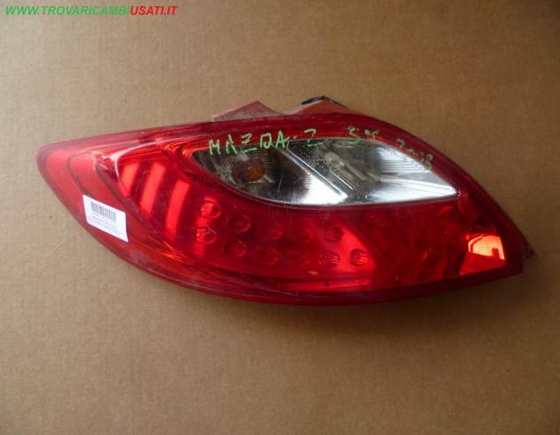 FANALE POST.S. MAZDA 2 (DE) 5 porte  Parti elettriche  Fanaleria  Fanali  Fanale post. sx. MAZDA - 2 5 porte - 01-10-2007 - 01-01-2011