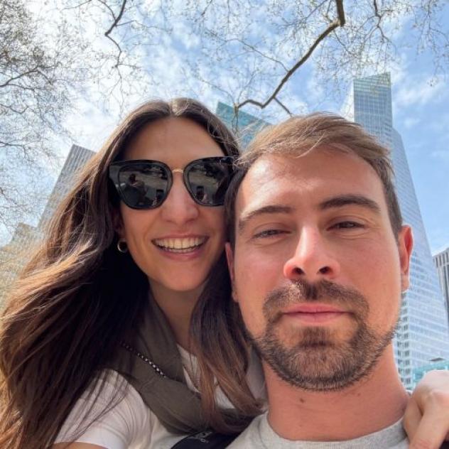 Alessandra cerca una babysitter - lavoro da babysitter a Torino