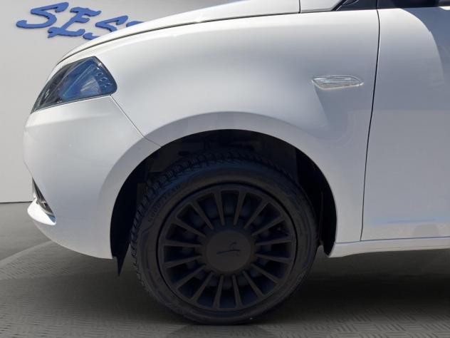 LANCIA - Ypsilon 1.0 firefly hybrid Silver s&s 70cv - Foto 7