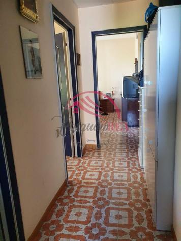 AMPIO E LUMINOSO APPARTAMENTO IN ZONA RESIDENZIALE - Foto 9