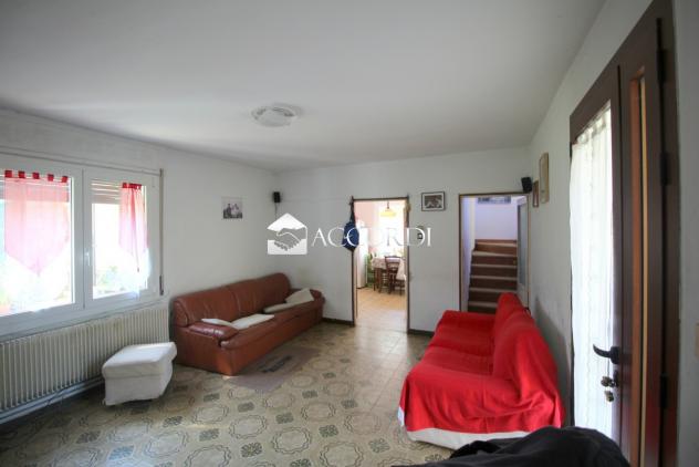 VILLA A SCHIERA di 10 vani e di 265 mq (VITTORIO VENETO) rif. BA878_1 - Foto 3