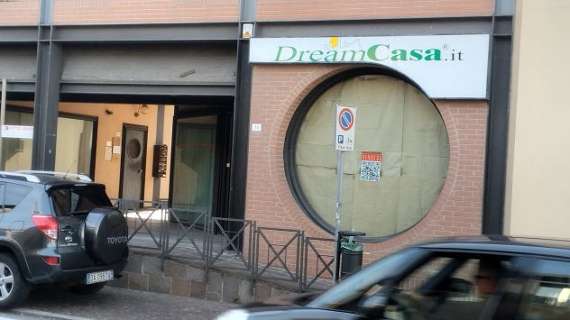 Negozio + marchio registrato