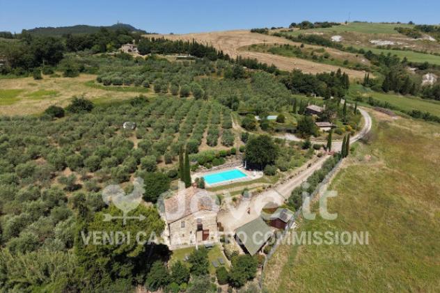 Rustico / Casale di 160 m² con più di 5 locali e posto auto in vendita a Pienza - Foto 16