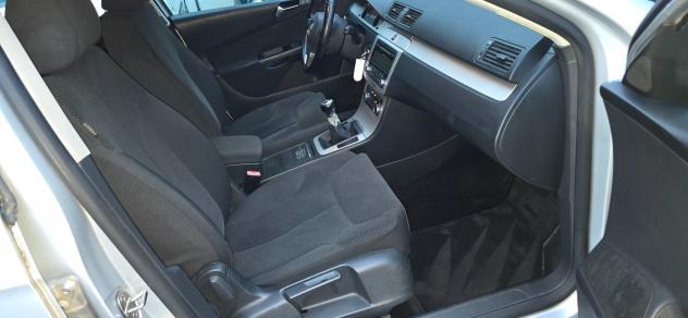 Volkswagen Passat 2.0 TDI DPF Var. Comfortline - Foto 10