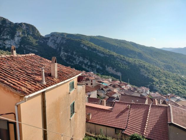 IMMOBILE PANORAMICO SEMI-INDIPENDENTE SU DUE LIVELLI NEL BORGO DI LAURINO - Foto 7