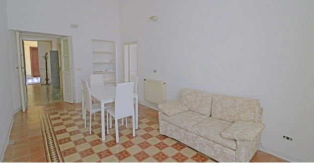 M 304- In palazzo di pregio con finiture d'epoca originali in perfetto stato
