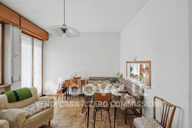 Casa indipendente di 367 m² con più di 5 locali in vendita a Tradate - Foto 9
