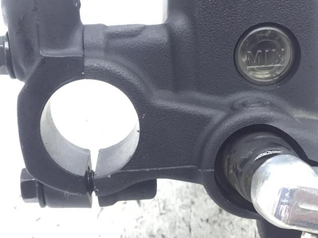 MOTO GUZZI V7 STONE E5 ABS 850 POMPA FRENO ANTERIORE DESTRA E LEVA 2021 2023 - Foto 7
