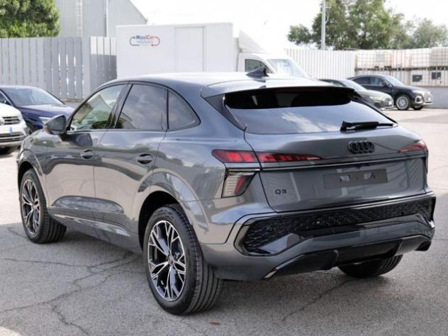 AUDI Q3 Sportback NEW 2.0 Tdi 150cv S-tr. S-line edition rif. 23746596 - Foto 3