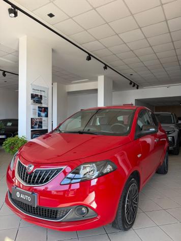 Lancia Ypsilon 1.0 FireFly 5 porte Hybrid Gold Plus - Foto 2