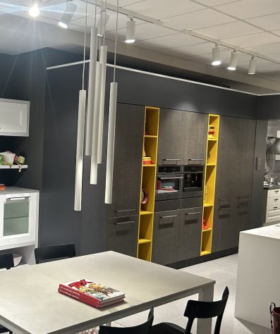 Cucina nuova e moderna completa con isola, elettrodomestici incasso e penisola - Foto 3