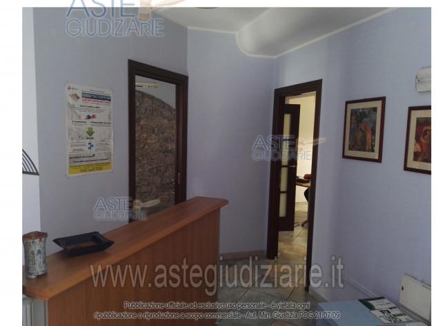 IMMOBILI-IMMOBILE COMMERCIALE-Via Umberto, 38, 09030 Sardara SU, Italia