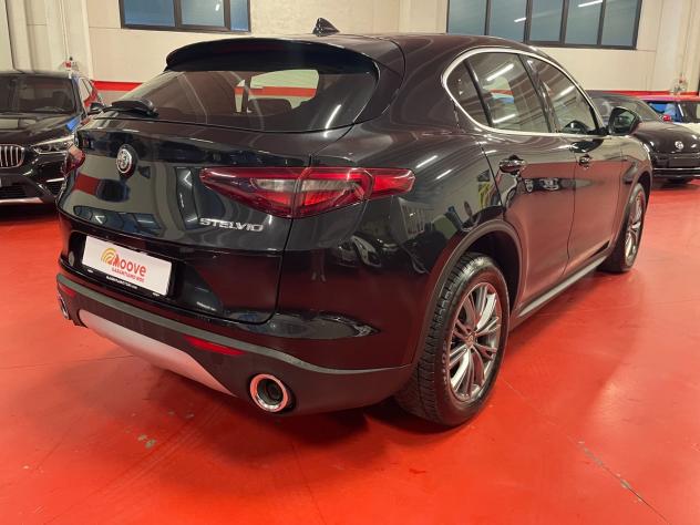 Alfa Romeo Stelvio 2.2 Turbodiesel 180 CV AT8 RWD Executive - Foto 5
