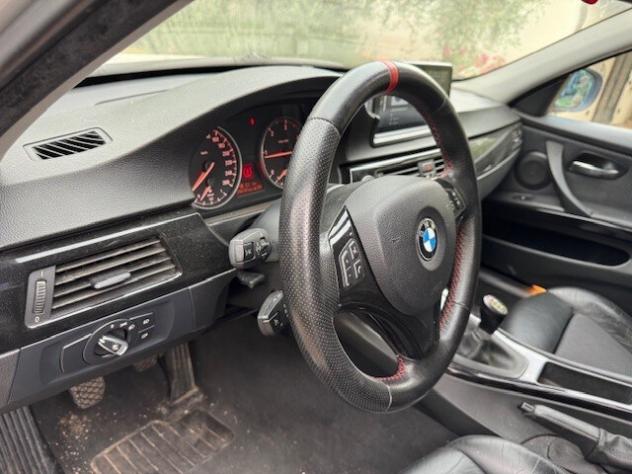 BMW Serie 3 (E90/91) 320d cat Futura - Foto 7