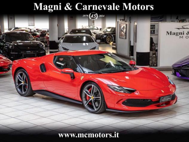 FERRARI 296 GTB|CARBON+LEDS|LIFT|CAMERA|SCUDETTI|CARPLAY rif. 23961001